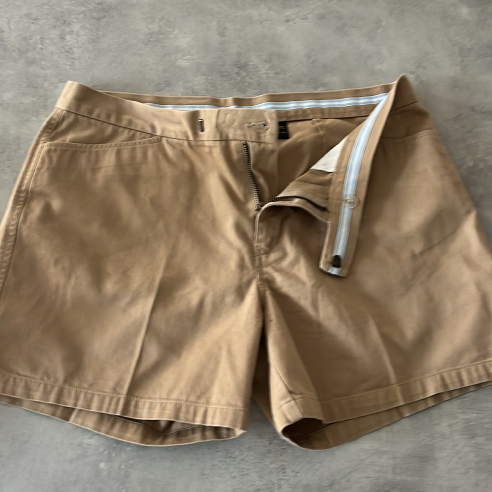 Abercrombie and Fitch Classic Tan Flat Front Women's Shorts 8